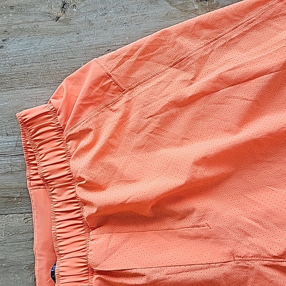 Lululemon Orange Shorts - Picture 4 of 16